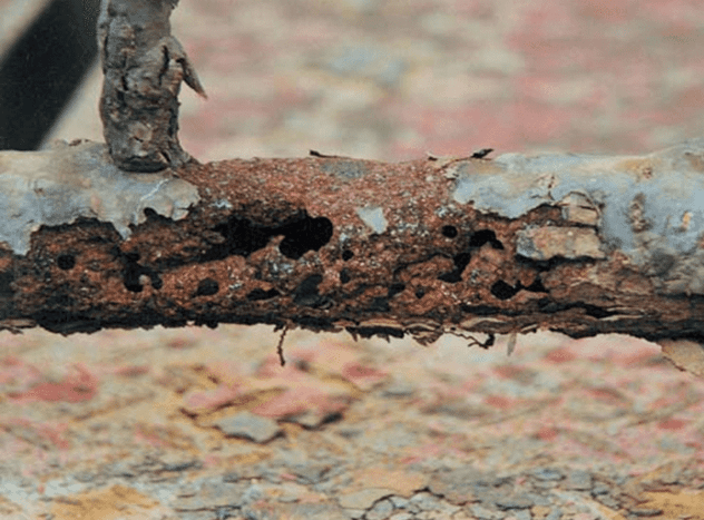 Electrochemical corrosion in pipe corrosion